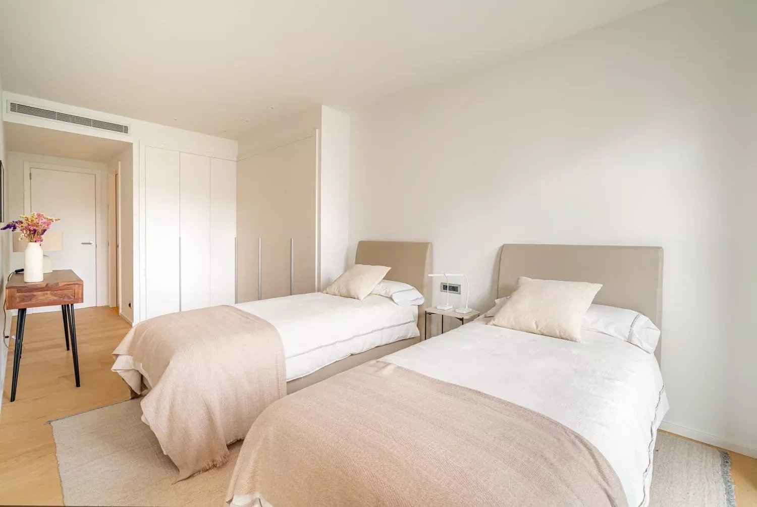 93e361e4256f7f132adb0f5d75ddd6fd f554ac52a9 1500 original - Attribut alt par défaut.