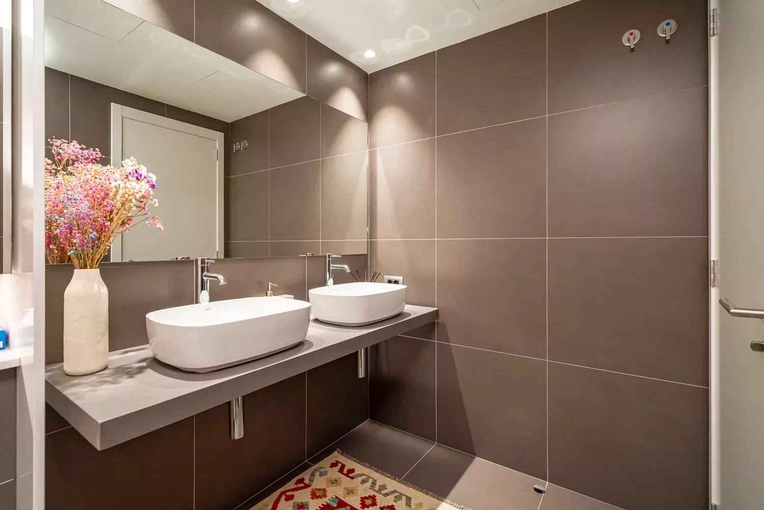 E444f723785b046531fea28e990e972c a107de4a62 1500 original - Attribut alt par défaut.