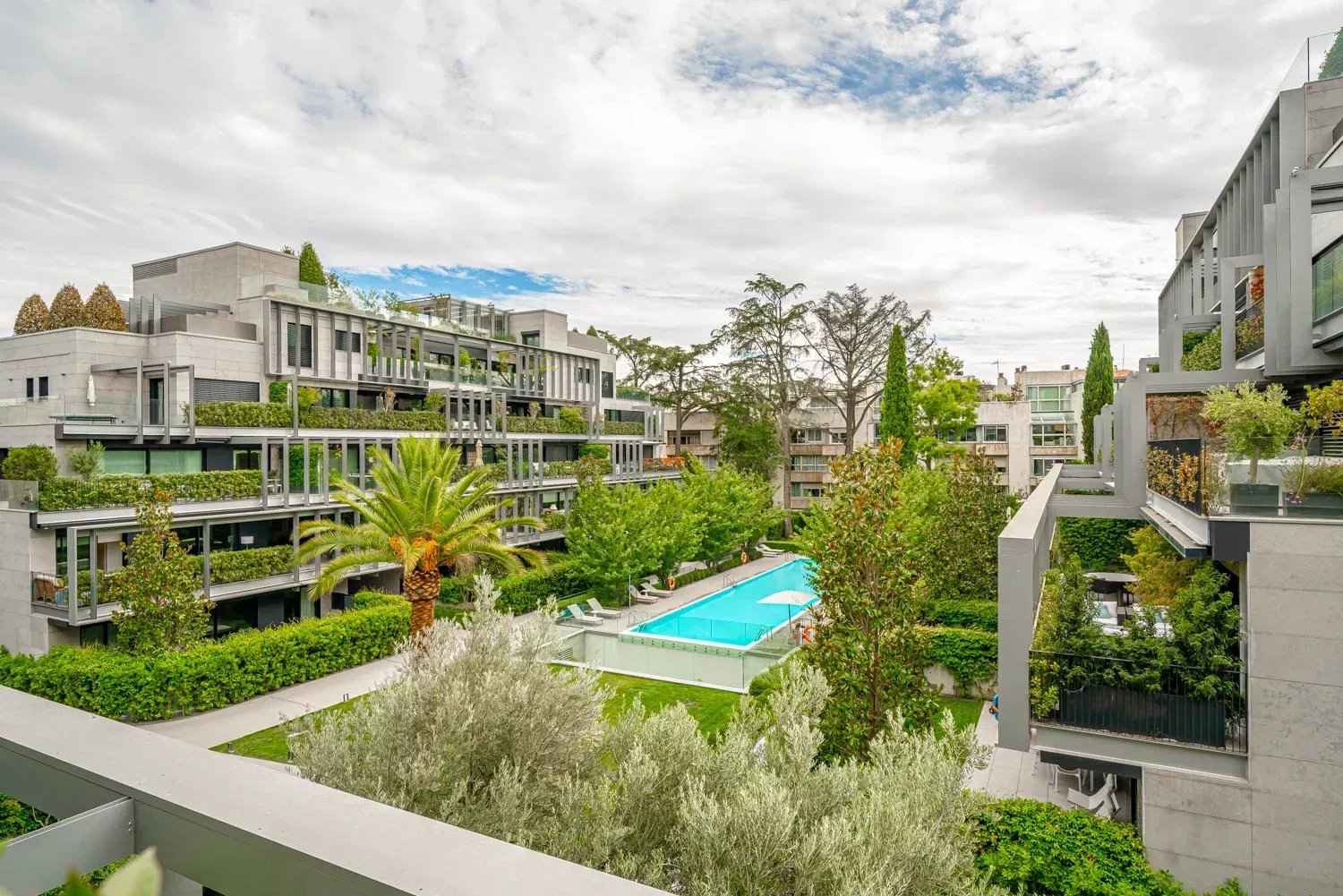 1d65e51702be992afc578896fc3fa83e 8b0886bb1b 1500 original - Attribut alt par défaut.