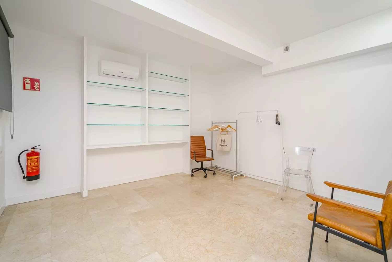 A6463f7f87f1400b79bd7ff013e864b5 49b3934c24 1500 original - Attribut alt par défaut.