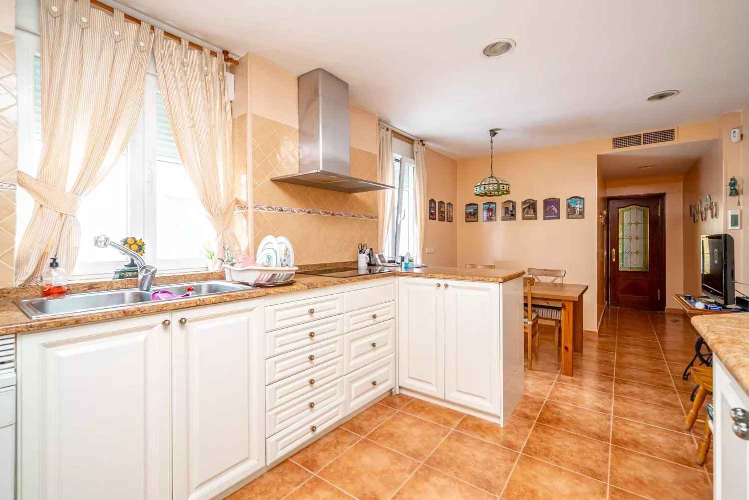 8014e29895e7333713a1e9cdb197fa60 5e08ee2602 1500 original - Translation missing: en.helpers.application.image_tag.default_alt