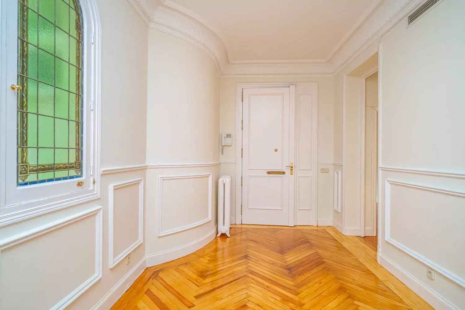 9f077d14e411e1fc0d83d5ff63a0bc4f 5e86abe3d3 1500 original - Attribut alt par défaut.