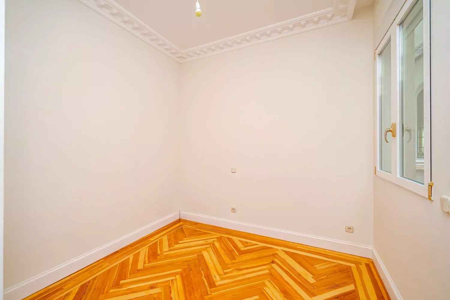 879dba3334179f637db7eb29bd2941fa ea6e206f59 1500 original - Attribut alt par défaut.