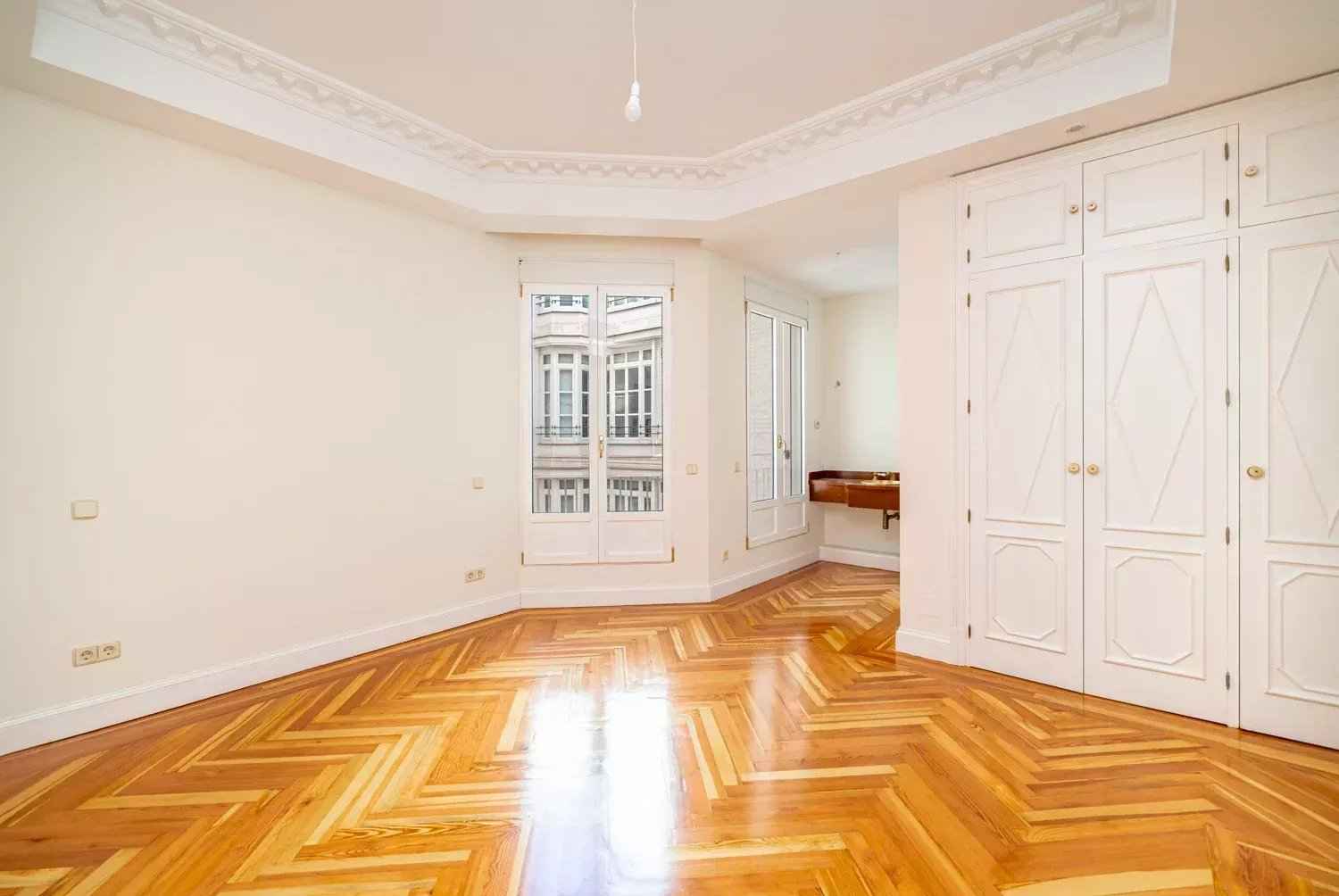 7387a060994c71b95b65900e6a5d5d6c 7dd63f4520 1500 original - Attribut alt par défaut.