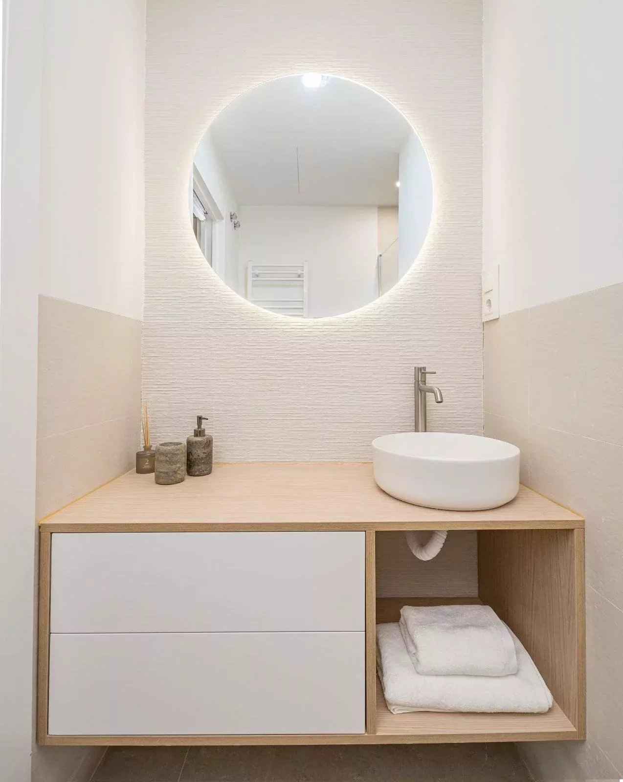 C8bf22d1d52cbd257cea5343d0836ac2 95cf494857 1600 original - Attribut alt par défaut.