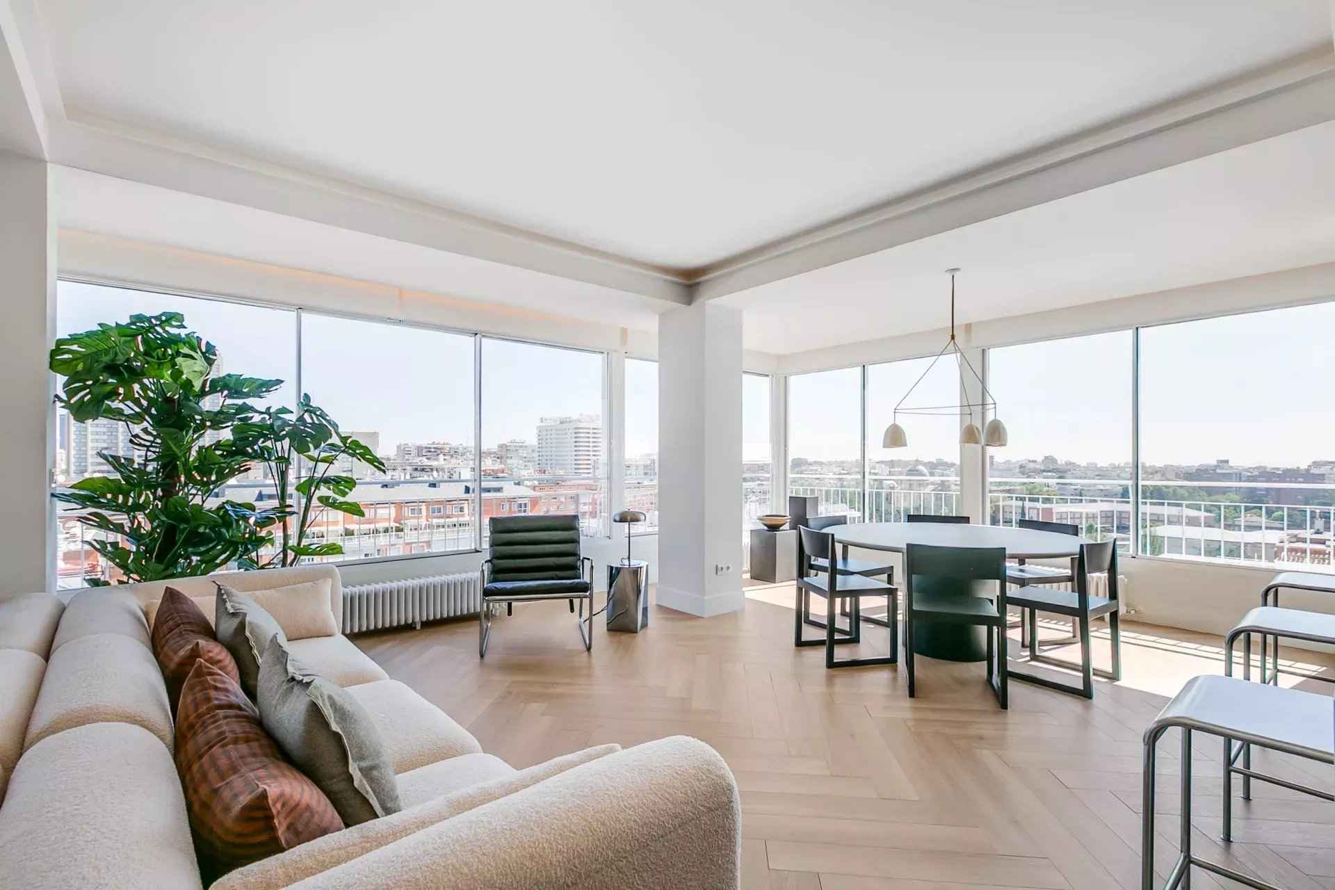 A6835abed806fed2c1979ea6501011d1 c4e7fcbd72 1920 original - Attribut alt par défaut.