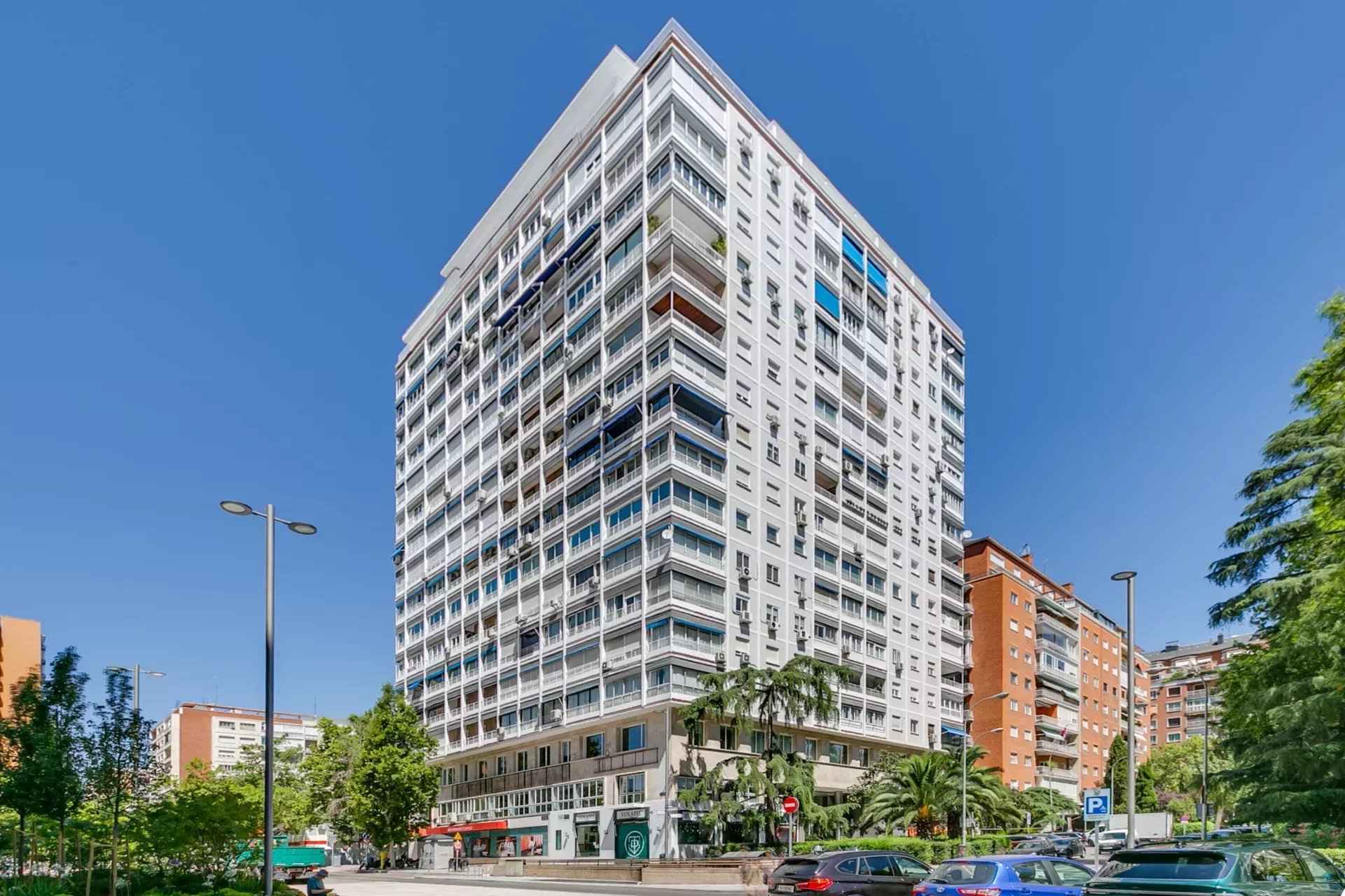 5de443fca48fc04cf104eb1005464468 8b0c871744 1920 original - Attribut alt par défaut.