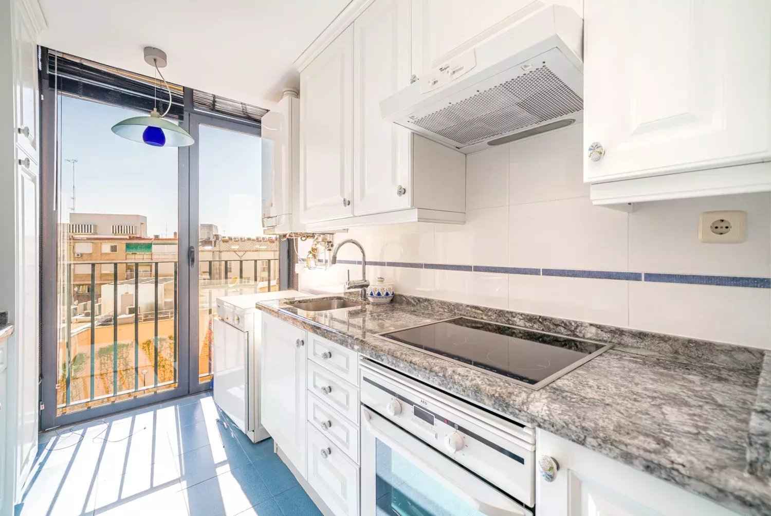 D2f322185f031beb30f7d8d00a65e060 add5671848 1500 original - Attribut alt par défaut.