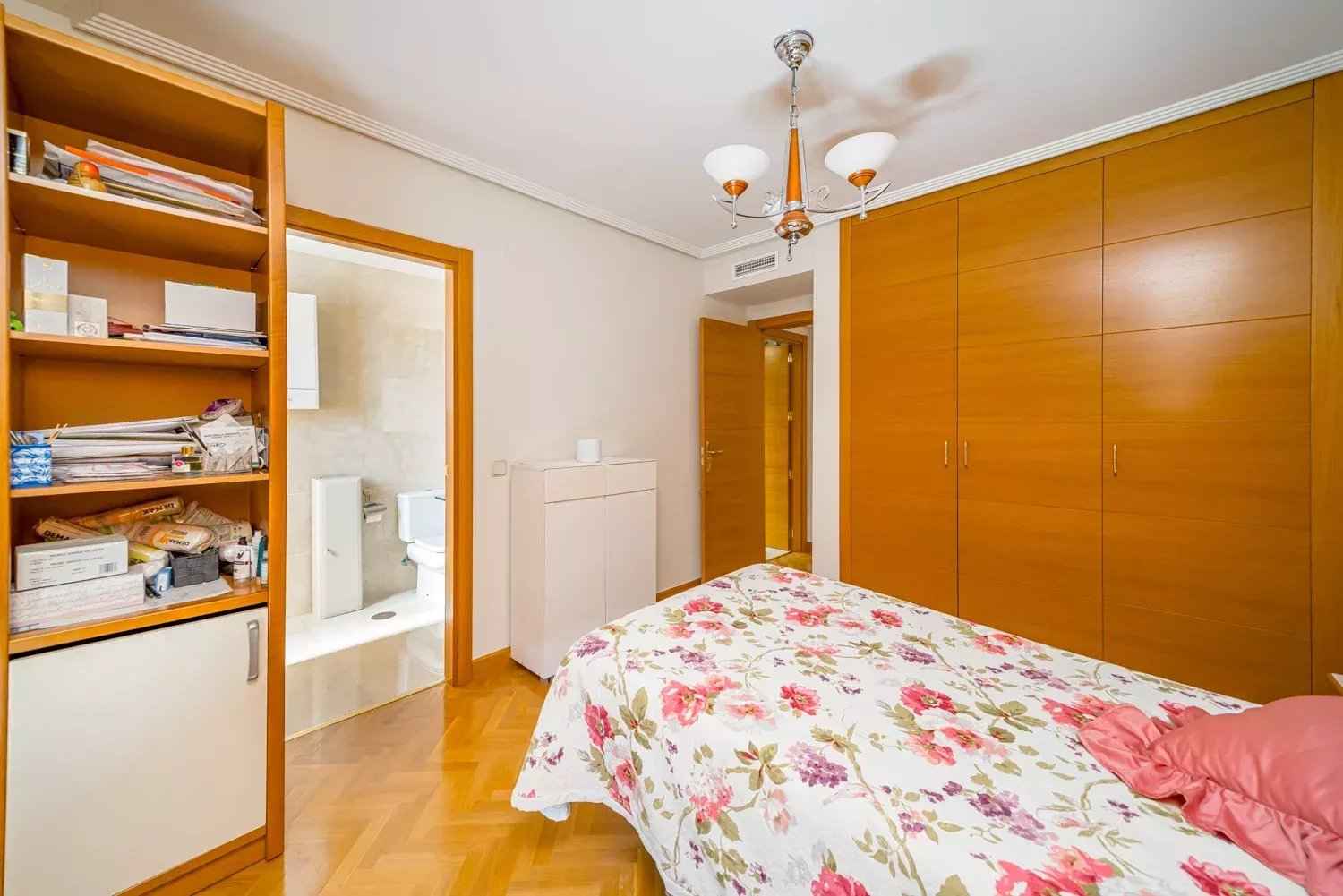 7cf8bd24b4b63c82e5f8fc99a74e763c 6376eb024c 1500 original - Attribut alt par défaut.