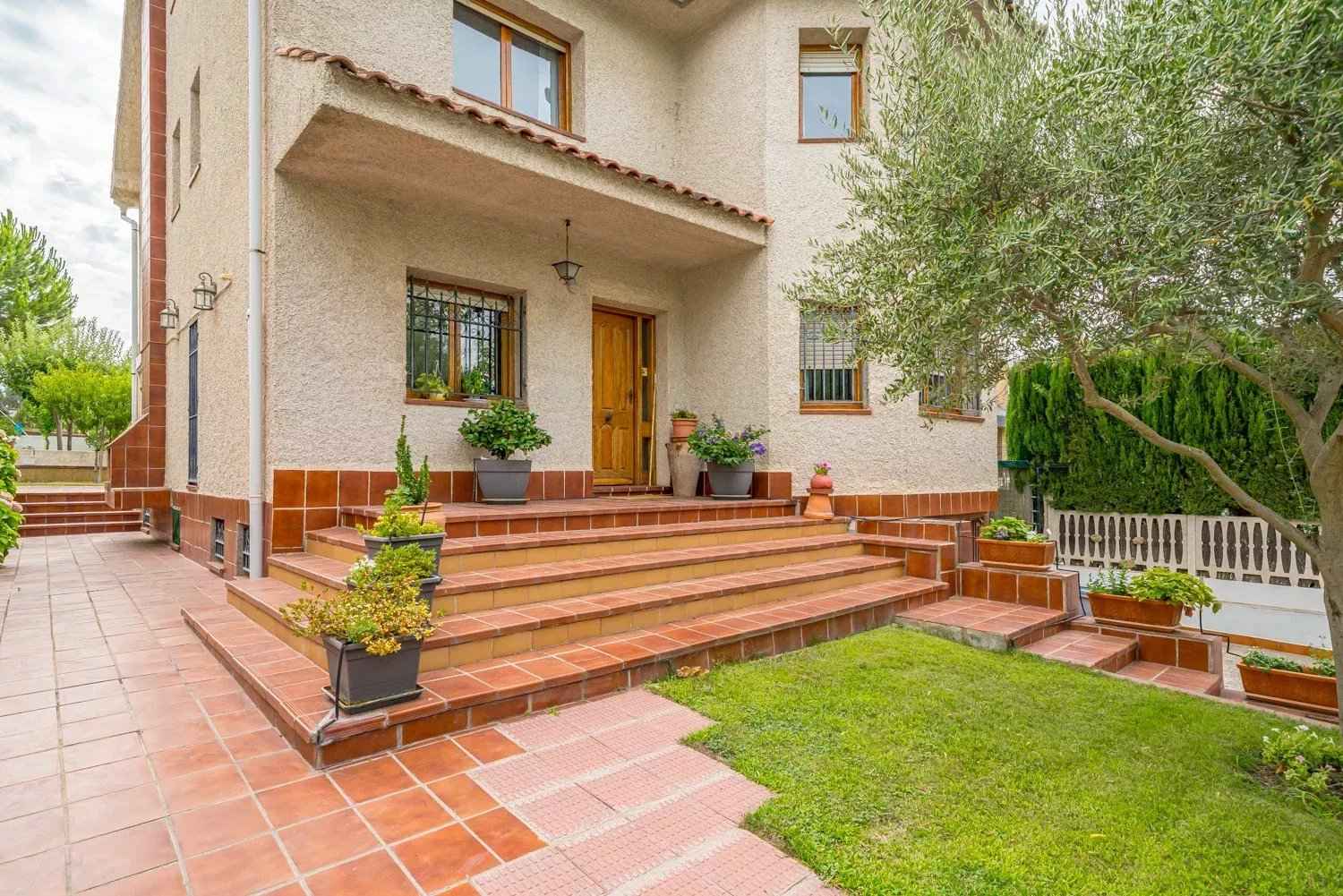 5ee3dda40eb0a7fd0ac64f1a2ac45ceb f873a02ff2 1500 original - Translation missing: en.helpers.application.image_tag.default_alt