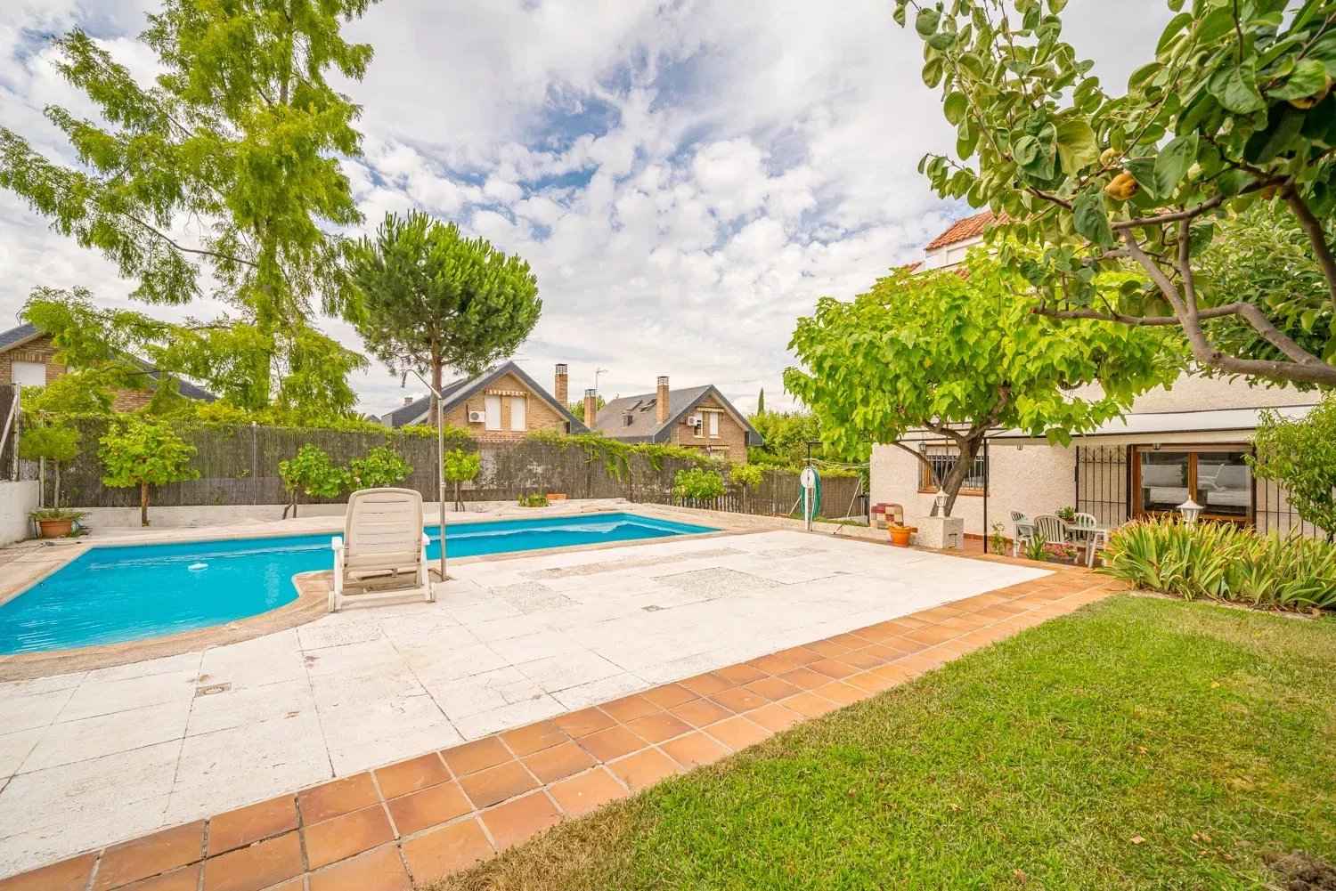 E5c2849bc0525ff260247fb9cb444c7d 57c540d4da 1500 original - Translation missing: en.helpers.application.image_tag.default_alt