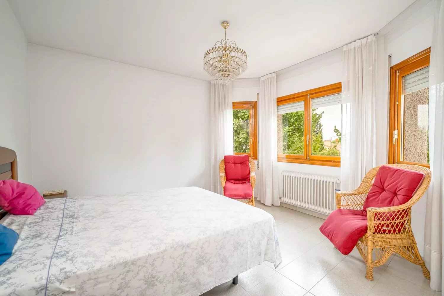 974817ad45185d2ae854418a8bb76088 7a7f5b1c3e 1500 original - Translation missing: en.helpers.application.image_tag.default_alt