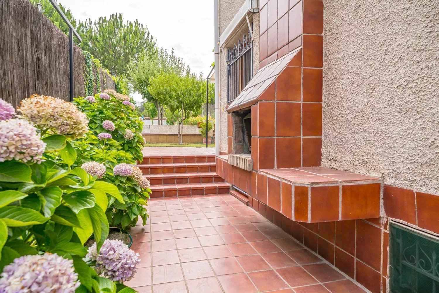 67c934df72b3eb5f0d399f2bc2adf464 7ffc5e093d 1500 original - Translation missing: en.helpers.application.image_tag.default_alt