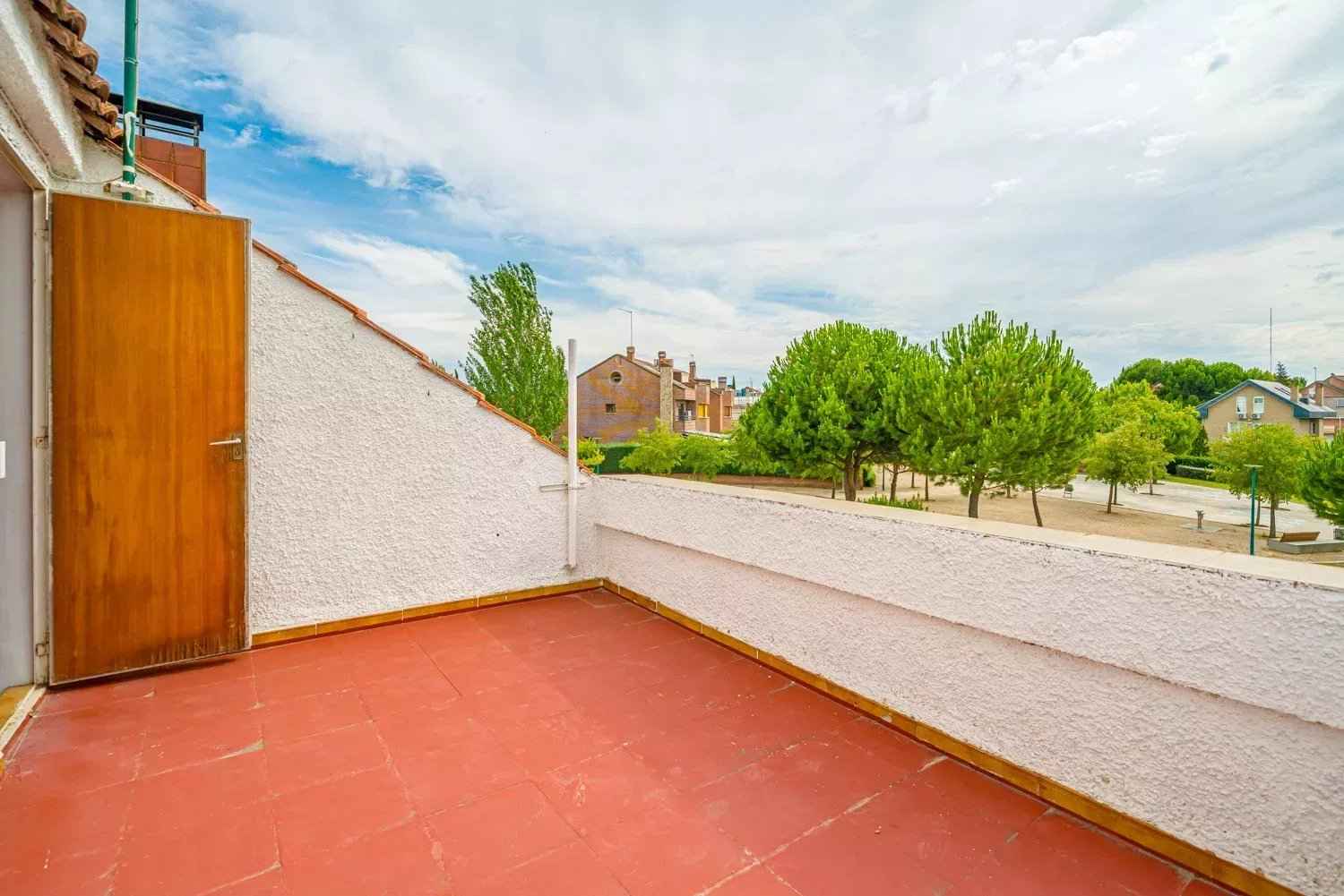 851f62e60d4cb77384d6b17b7e1e6feb 5b4fefd041 1500 original - Translation missing: en.helpers.application.image_tag.default_alt