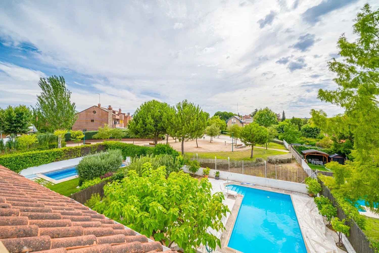 60ba84312c916878cc541a4e5889b336 785ee62ecc 1500 original - Translation missing: en.helpers.application.image_tag.default_alt