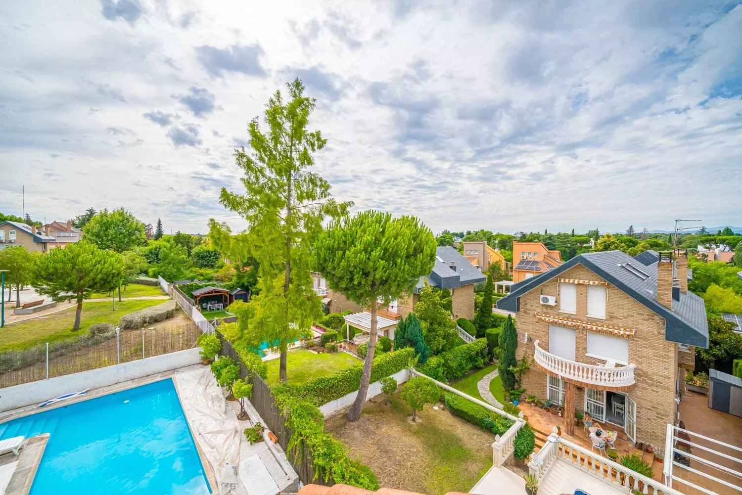 8a26210f817b0ee4d04da9fe0214c180 4fc75bdc7b 1500 original - Translation missing: en.helpers.application.image_tag.default_alt