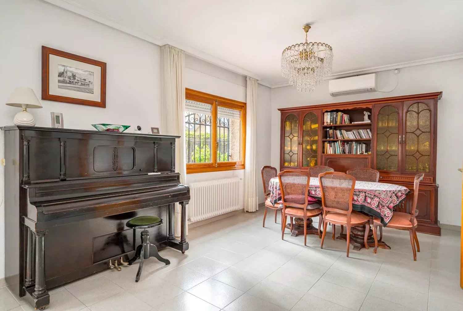 C8cd5e20c34dadb632db90e0430423a9 8d4449eac2 1500 original - Translation missing: en.helpers.application.image_tag.default_alt