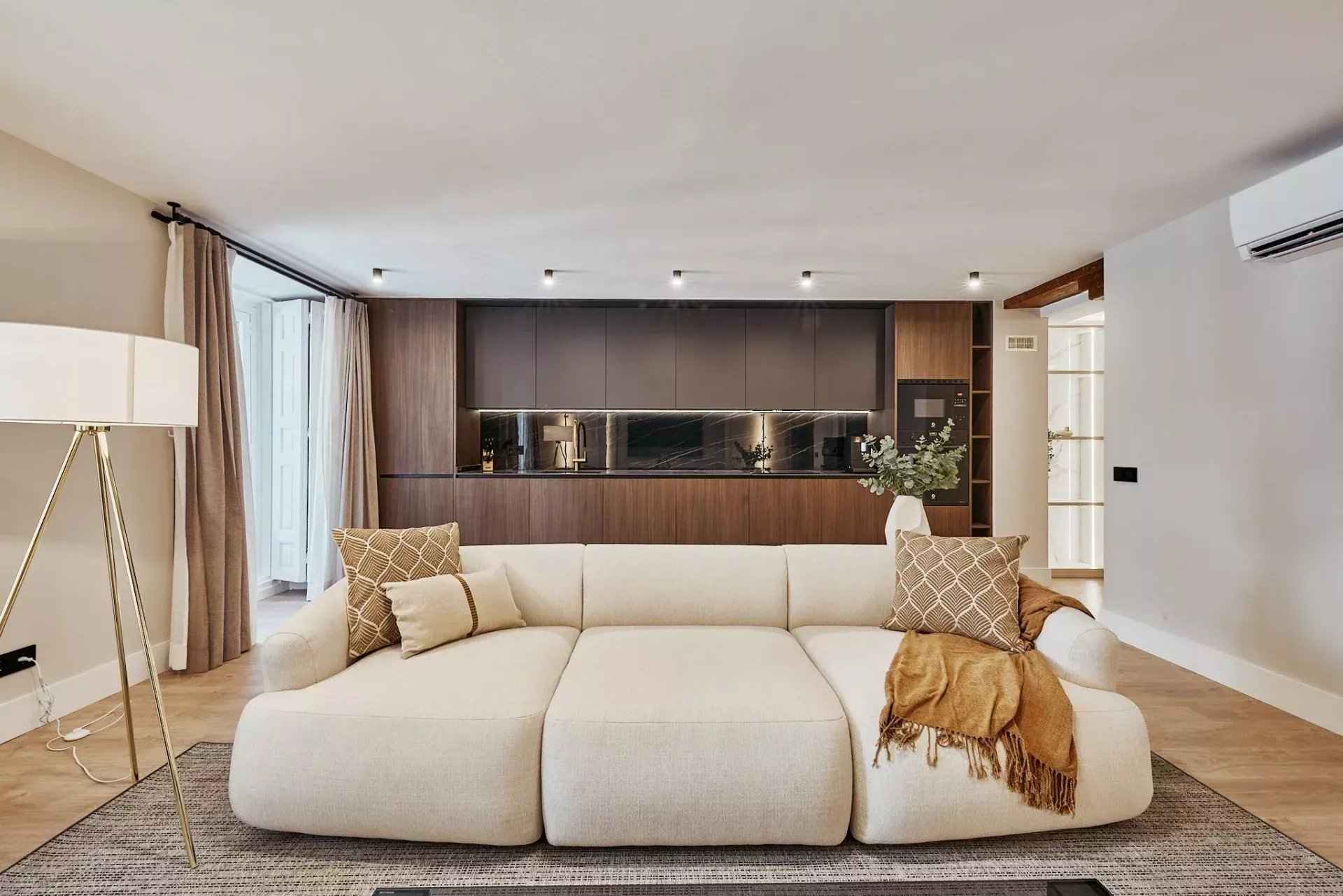 19ad211b23c56bda01cf4bd596679bb6 4648c52de8 1920 original - Attribut alt par défaut.