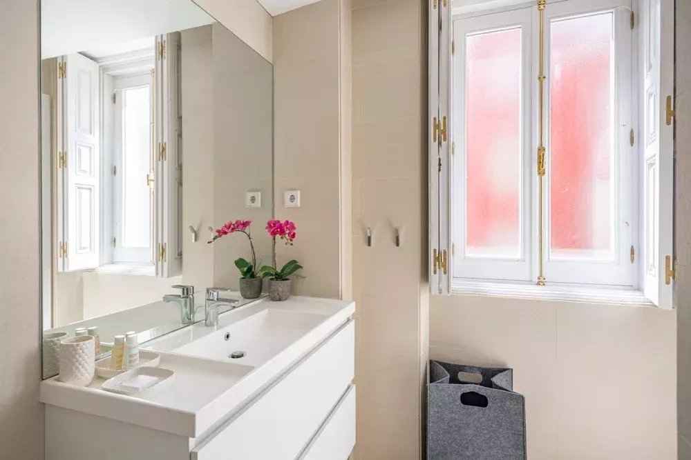 963a1104686a4c2904976196e9275239 377a878ce9 1000 original - Attribut alt par défaut.