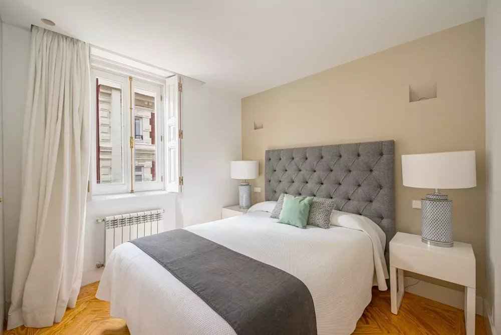 Efeea9bb6d7070cd91b3bc1243326ce8 f34a41ed0f 1000 original - Attribut alt par défaut.