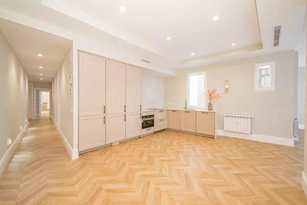 3a1bfa36ebd31c02bd5f67f90a9bb9f0 47a3192f7c 1200 original - Attribut alt par défaut.