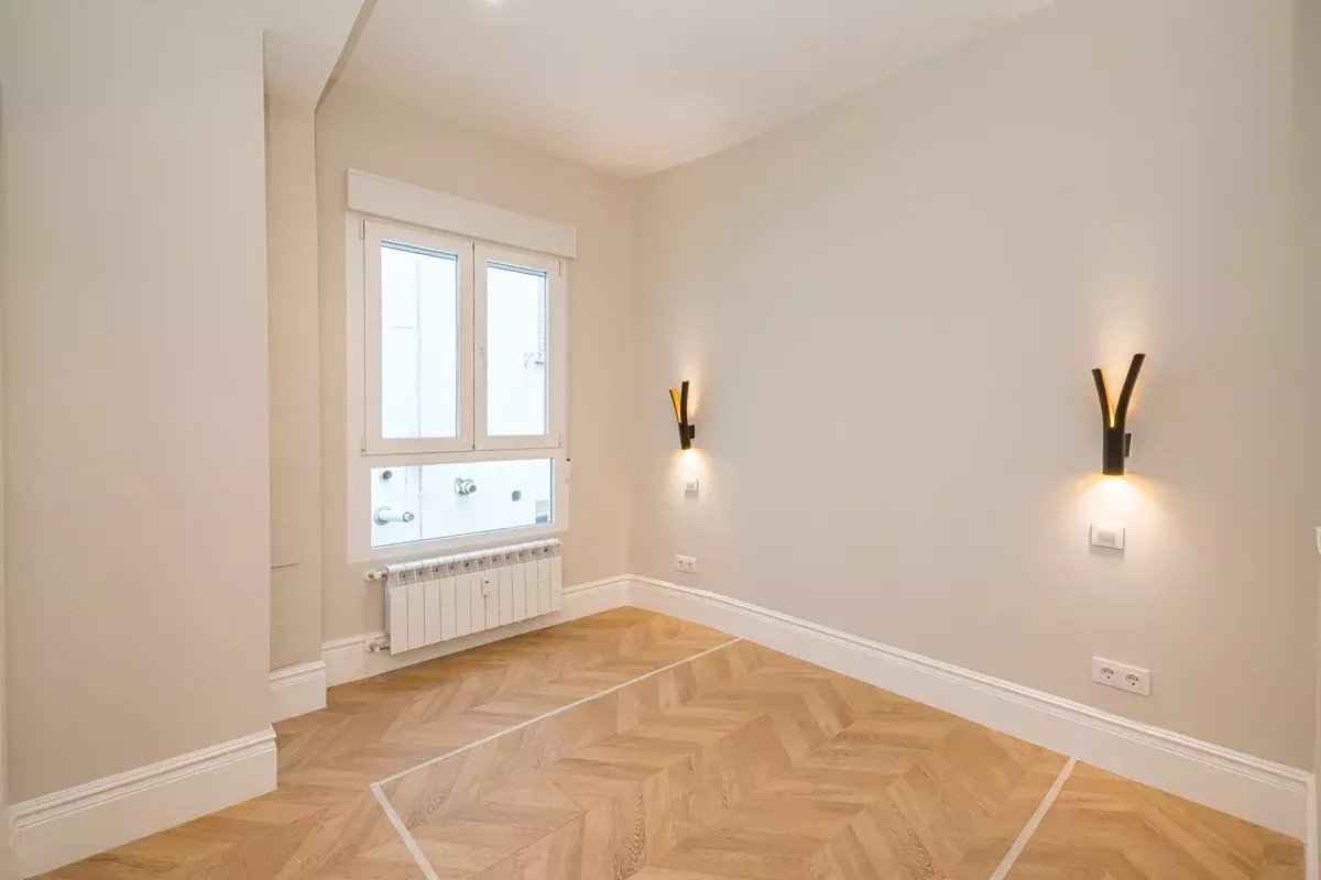 440d8262e400ca30a5632a0051696fcd 9dcce591c6 1200 original - Attribut alt par défaut.