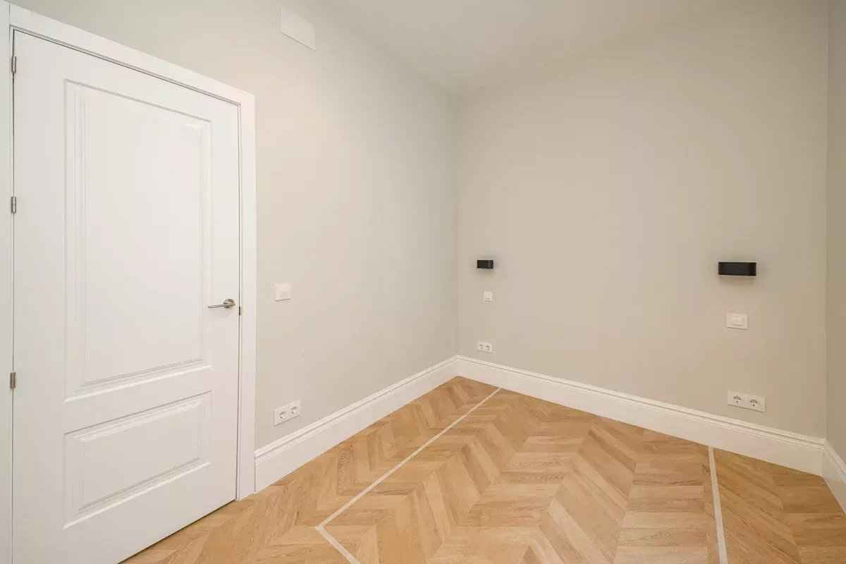 4650c945ae80a20391c53363b6673934 3ebd889cdd 1200 original - Attribut alt par défaut.