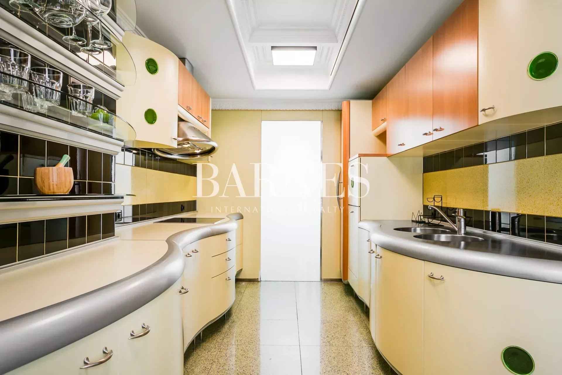 337ac75f230bc90261ed0e70dba86ef0 309266a3e5 1920 original - Attribut alt par défaut.