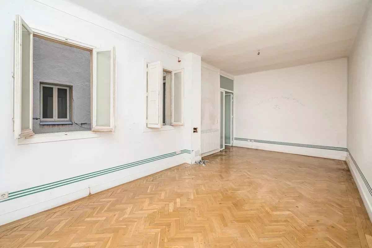 012a5b9f150afac61be78692bab067f8 ae04d7352b 1200 original - Attribut alt par défaut.