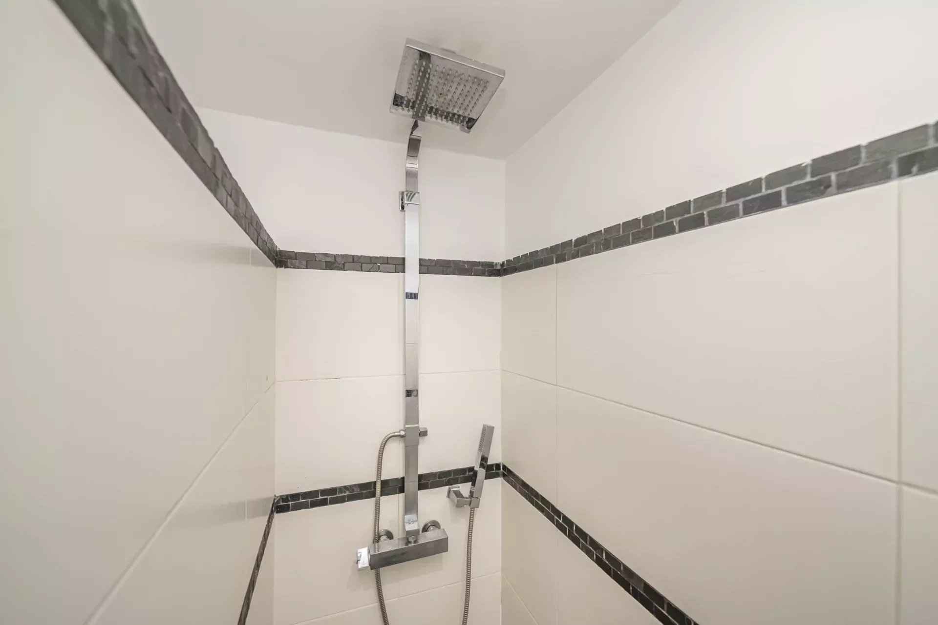 Fb6ad3adacb65df3cea9d98ef86ac0de dfddd5ebdd 1920 original - Translation missing: en.helpers.application.image_tag.default_alt