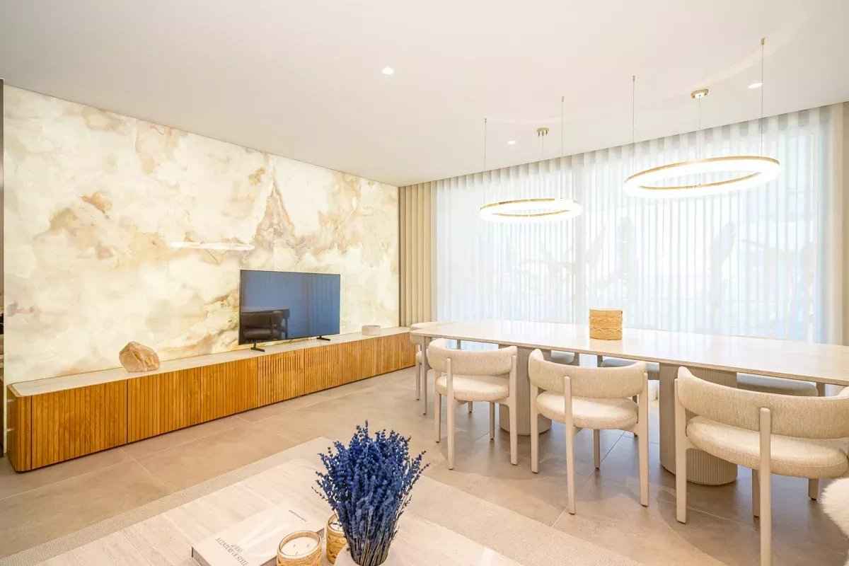 Aeaffff5968e4840b73813416480576f b089644dd7 1200 original - Attribut alt par défaut.