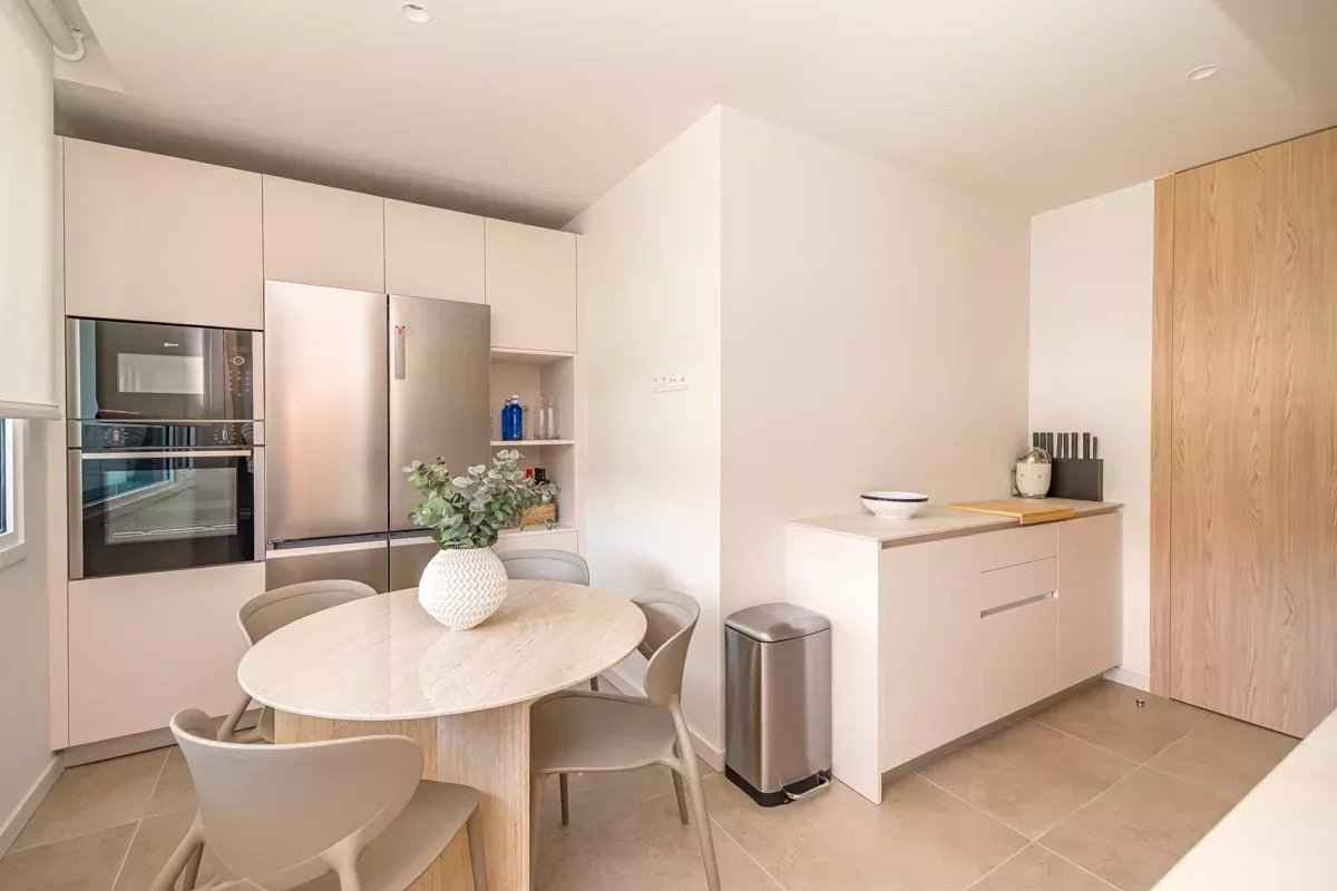 Ce80a8b6daef71ec85001f4aad044059 3b50ac94e5 1200 original - Attribut alt par défaut.