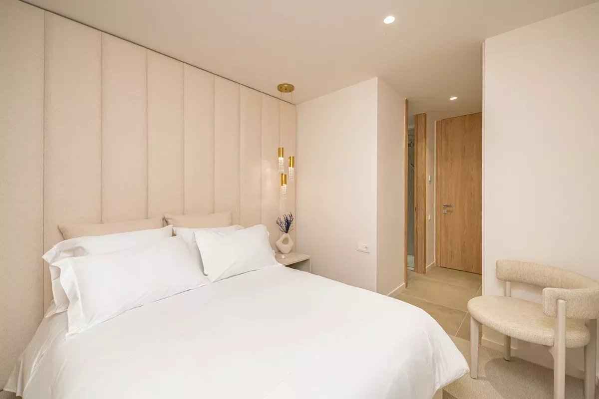 0ee4f8fc7bd8ba09fbcd03ae26f9aab8 924e896333 1200 original - Attribut alt par défaut.