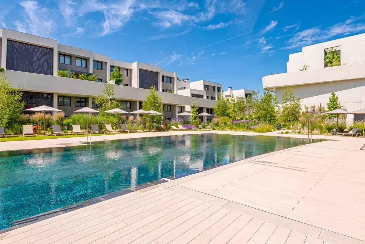 Aa45594b422e13fc32f038677be311ad 34f84afec3 1200 original - Attribut alt par défaut.