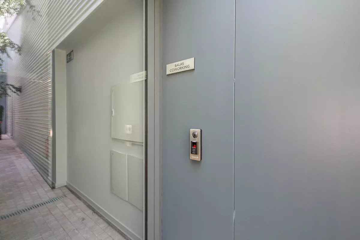 Ad88da213dc9077365c79d11477baee1 ff21845e98 1200 original - Attribut alt par défaut.