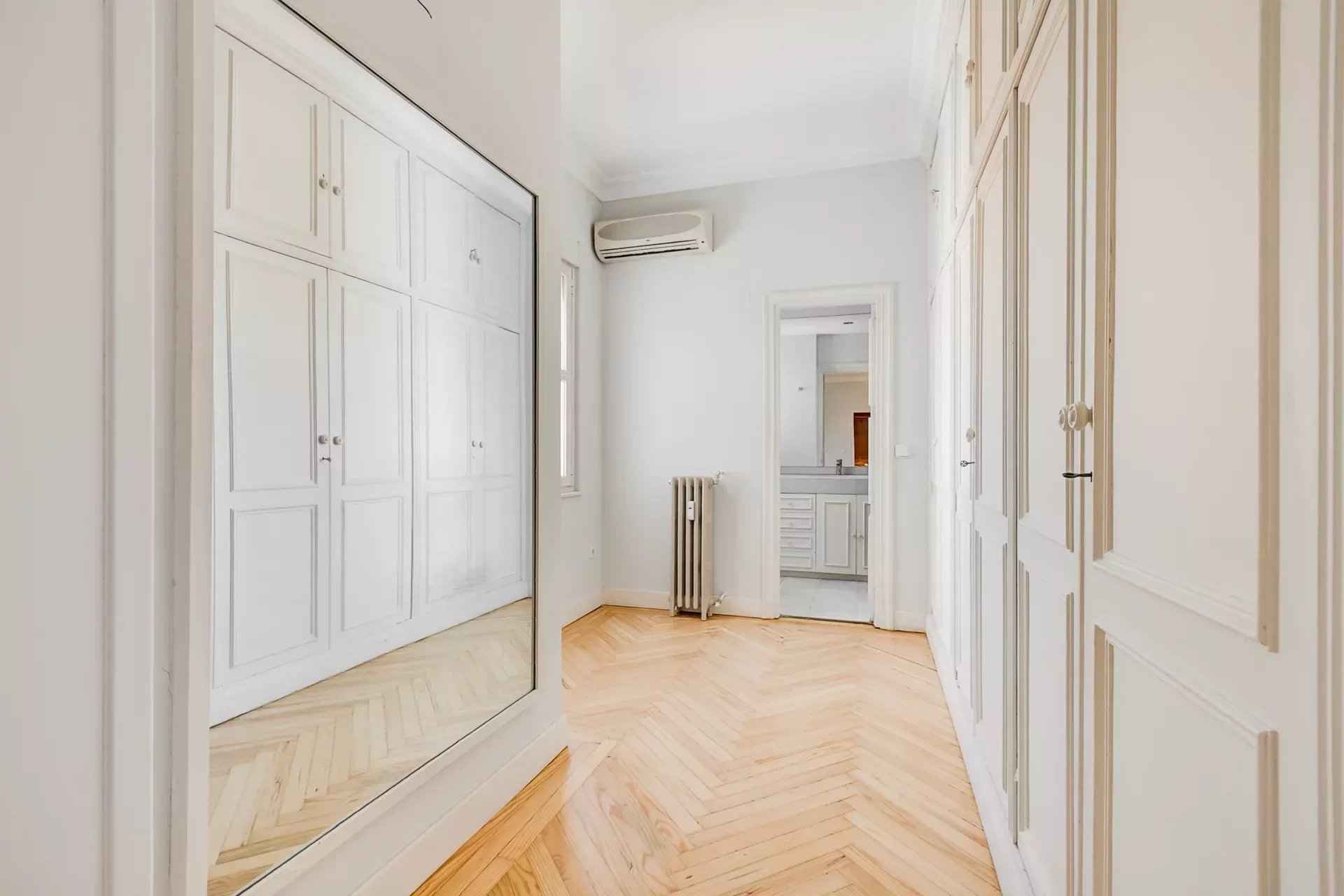 Dafa689c7b1a1e0b232c3d0bc94c8267 be20e232e3 1920 original - Attribut alt par défaut.