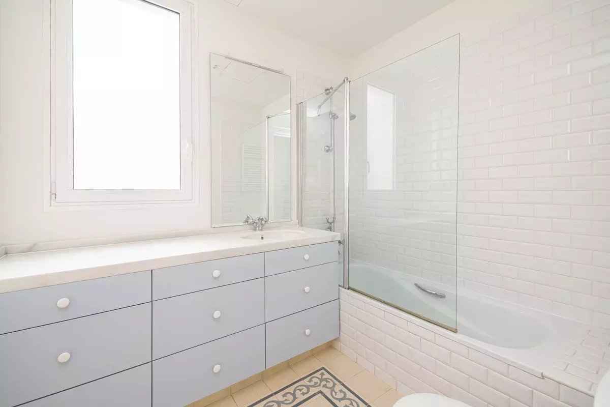 048f5e1917fe23049afdcb061b90e8b4 4113559152 1200 original - Attribut alt par défaut.