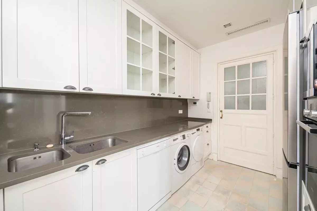 11d9eb2f8a0791c24cec74d4eec64b83 b7f0479b1f 1200 original - Attribut alt par défaut.