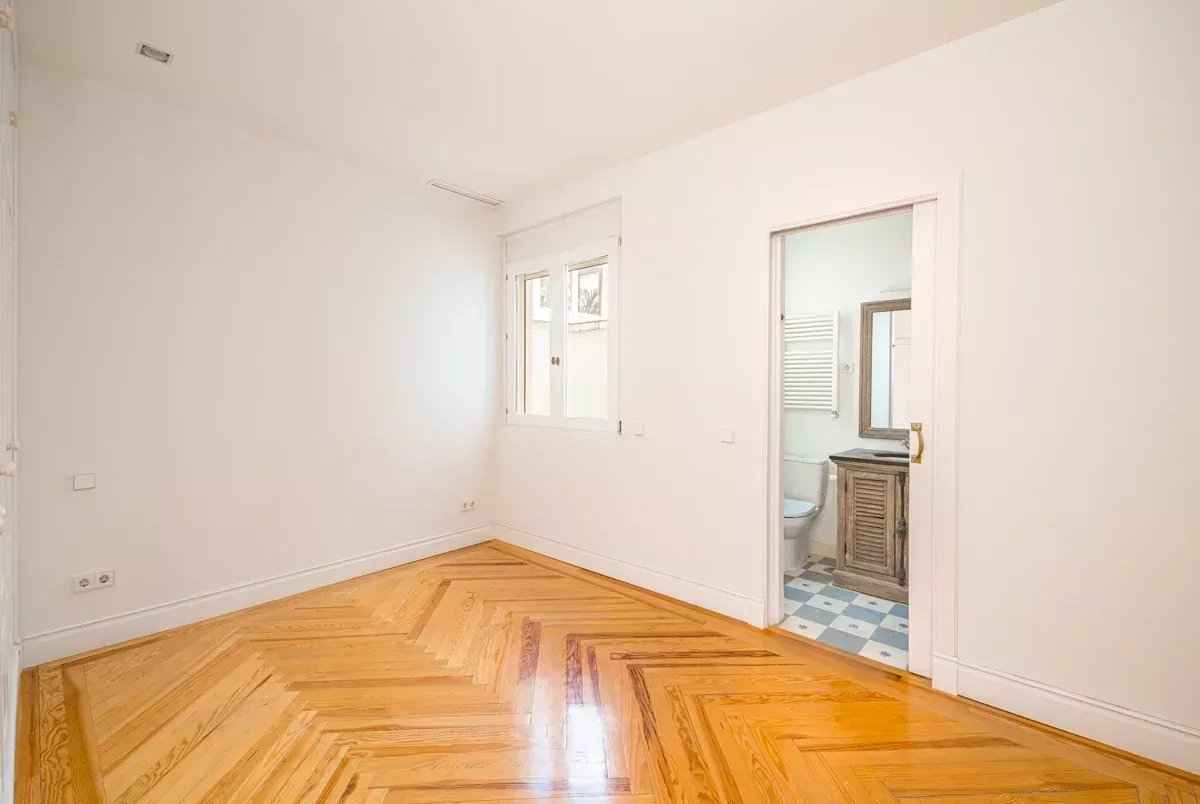 60f5536e3b96507e8a7c23bf831f6312 7c0d328b94 1200 original - Attribut alt par défaut.