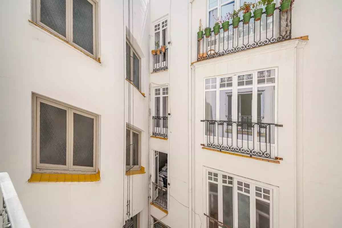 54486993c09ba0e5ee02f1287813c78e faaa404a6b 1200 original - Attribut alt par défaut.