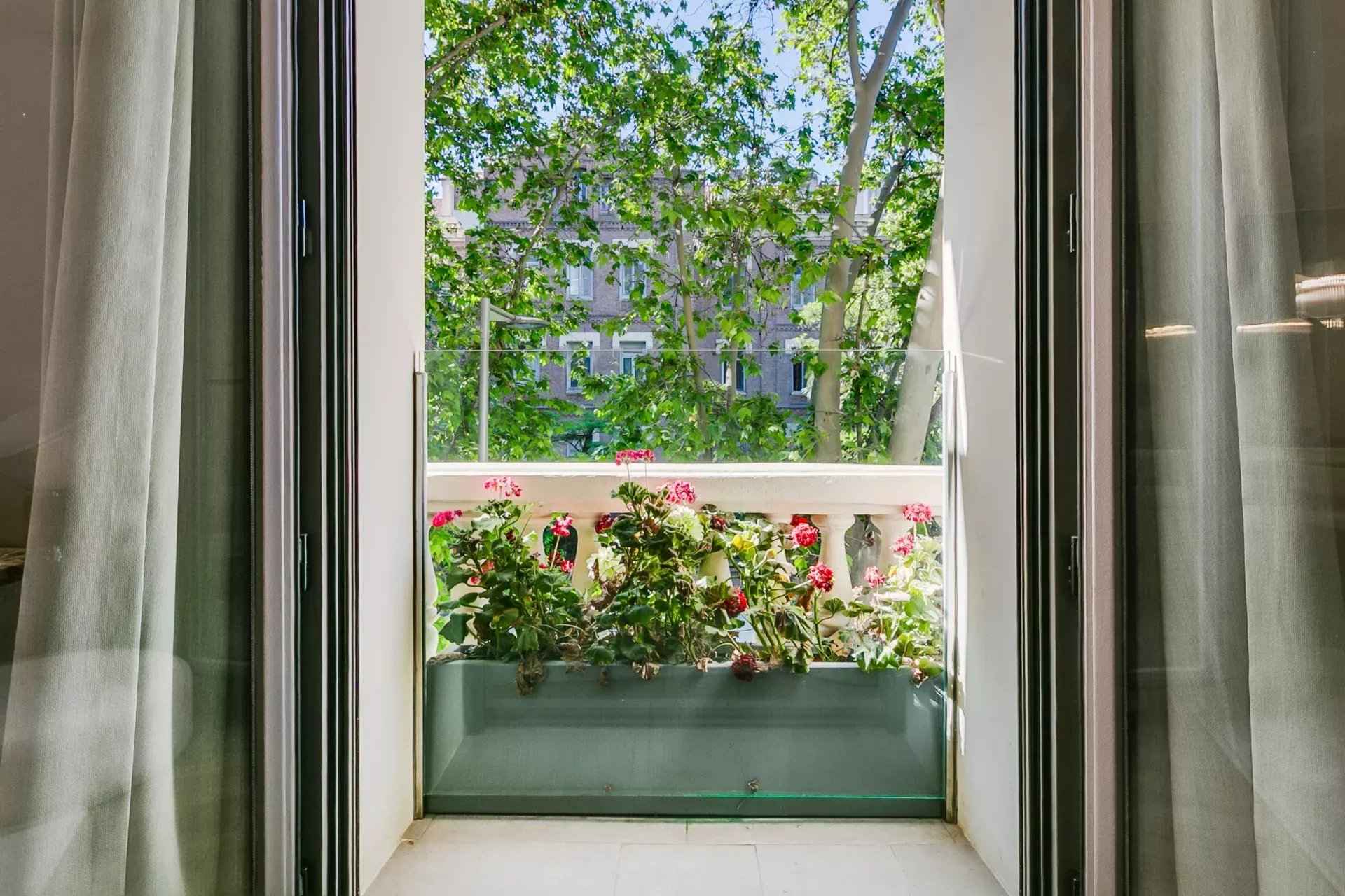 Fd3a19e2f932662693996fd65529ee29 987d0c5146 1920 original - Attribut alt par défaut.