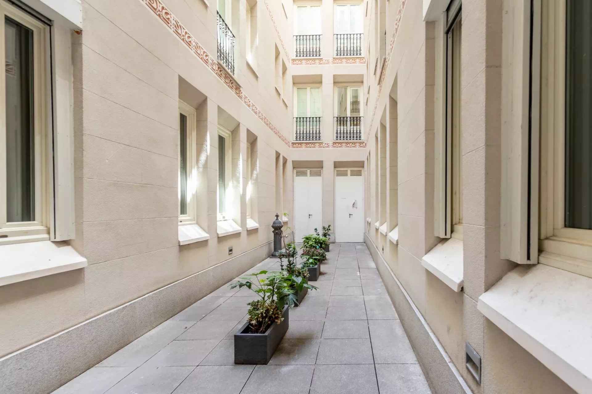 C3c912f3325d51f6f8a120fd84a1c43f 95095ae5ed 1920 original - Attribut alt par défaut.