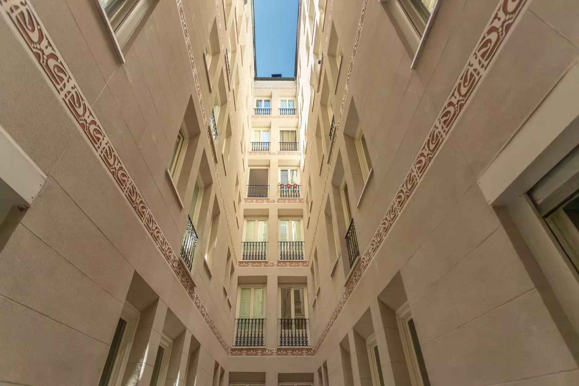 F6bf1134d4a4ecc01f688bd242811262 f48cf5c6a8 1920 original - Attribut alt par défaut.