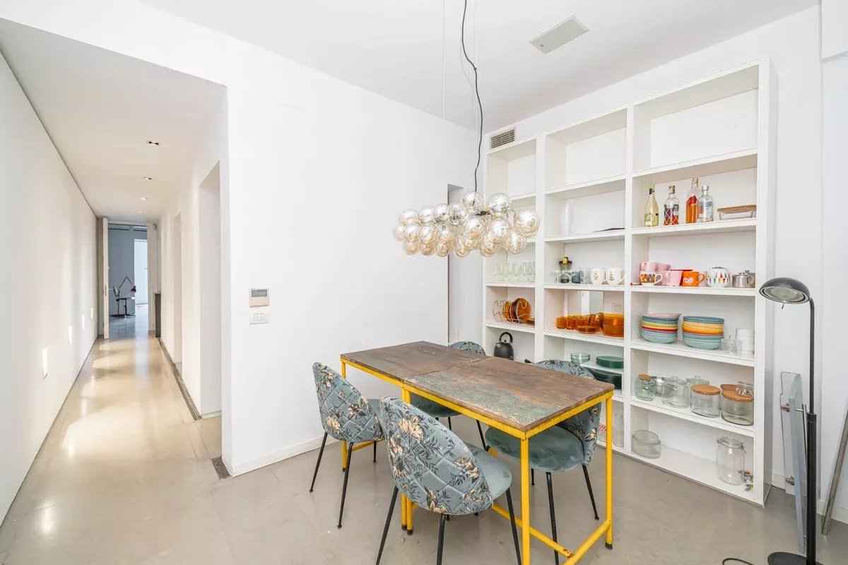 0b1cefe7a6485a2b4039630f607556b2 fd192c1782 1200 original - Translation missing: en.helpers.application.image_tag.default_alt