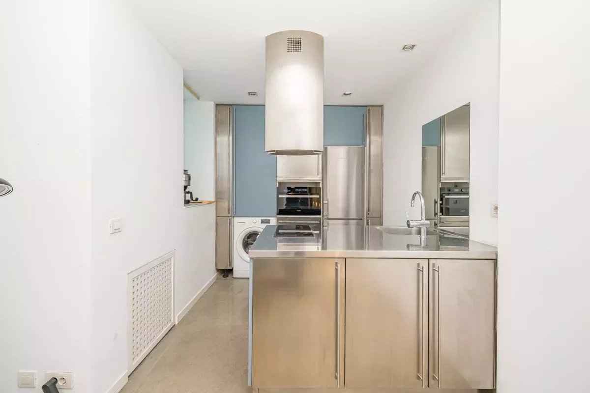 A8cded1bab0fe575ed15f2dbeda52de8 0bbe088542 1200 original - Translation missing: en.helpers.application.image_tag.default_alt