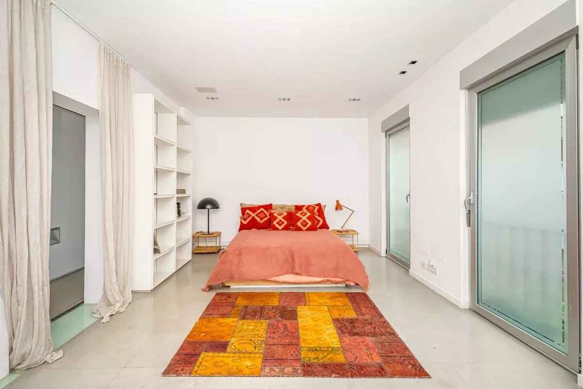 E6b4ce8db5ba6a8a302e059aee624caf c02c89600b 1200 original - Translation missing: en.helpers.application.image_tag.default_alt