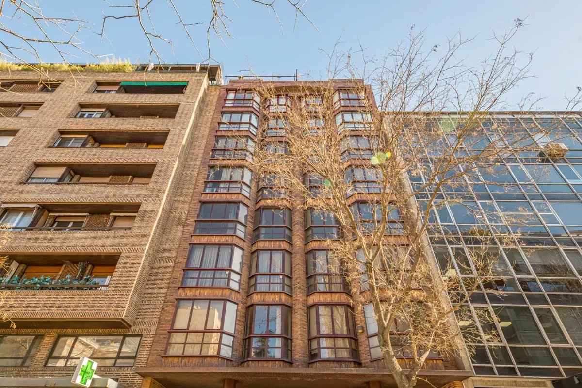 B22f241986f63161fff1952a584e528e 27d47cd30e 1200 original - Translation missing: en.helpers.application.image_tag.default_alt