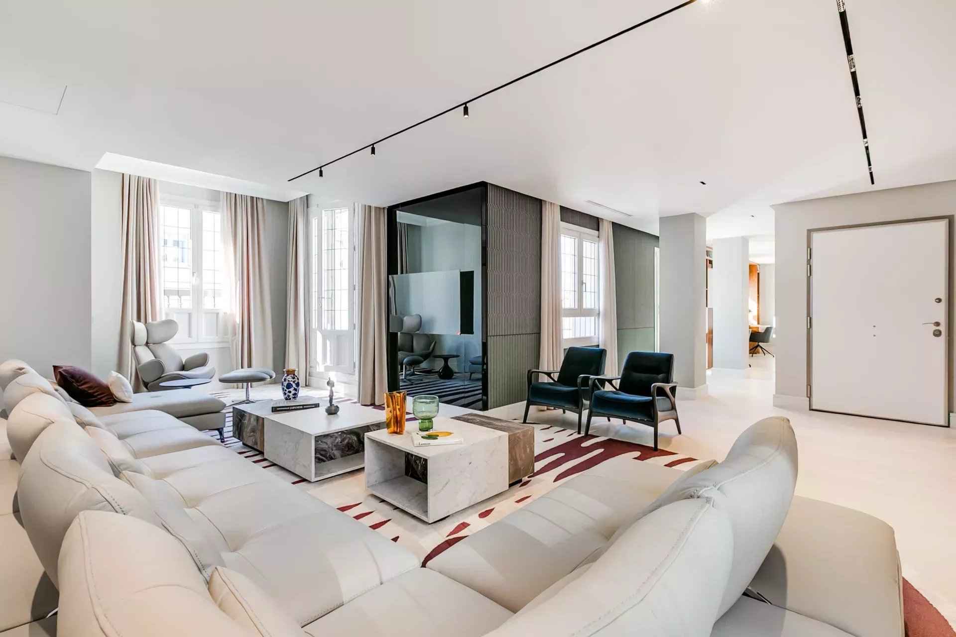 C5667b5b5876d83ee0036850e0d9ef8b 84a38ebddd 1920 original - Attribut alt par défaut.