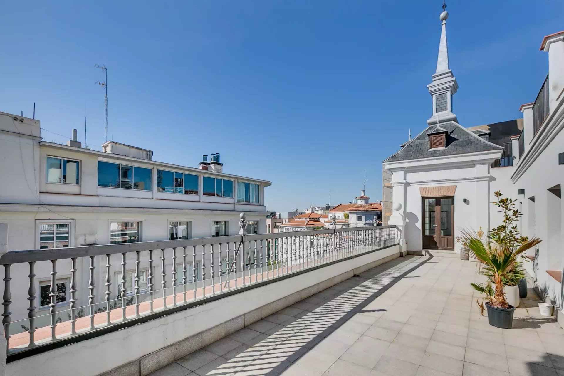 Bea93cdaa130bb3f6106006b2b30df82 54f786ff15 1920 original - Attribut alt par défaut.