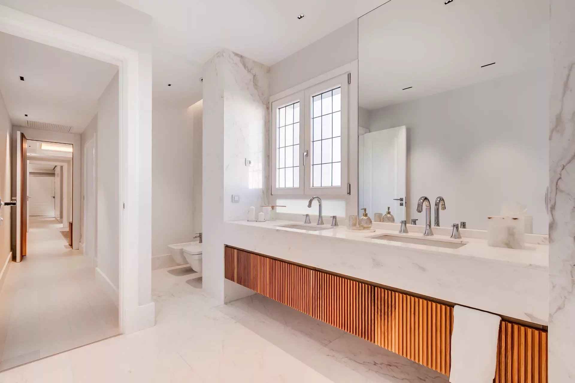 E2886e0309f50bb78da02b26d07dd5eb fdc8ff5cf0 1920 original - Attribut alt par défaut.